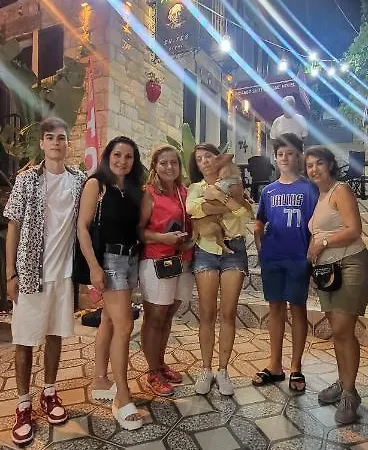 Picasso ホームステイ Çeşme